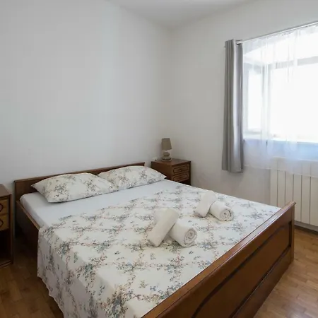 Gasthuis Guest House Maslina