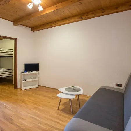 Guest House Maslina Gasthof 3*