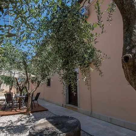 Guest House Maslina 3* Umag
